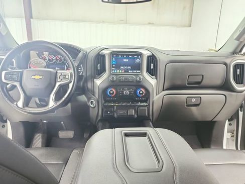 Used 2021 Chevrolet Silverado 1500 LTZ AWD/4WD image 27