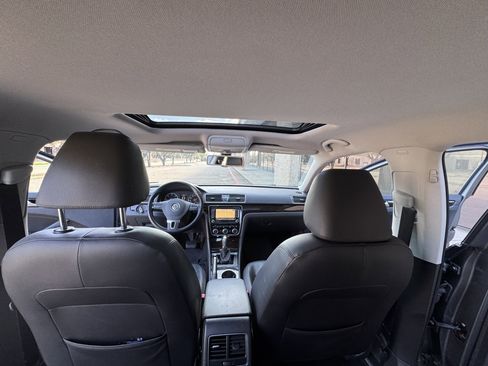 Used 2015 Volkswagen Passat TDI SEL Premium image 29