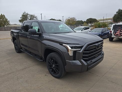 New 2026 Toyota Tundra SR5 image 5