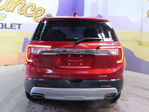 Used 2023 GMC Acadia SLE image 6