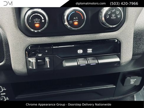 Used 2024 RAM 3500 Tradesman w/ Chrome Appearance Group AWD/4WD image 37