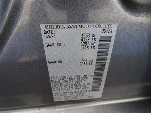Used 2025 Nissan Altima 2.5 SV FWD image 31