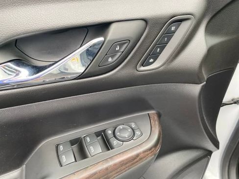 Certified 2023 GMC Acadia Denali image 13