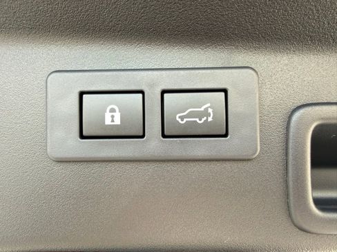 New 2026 Subaru Outback Premium image 32