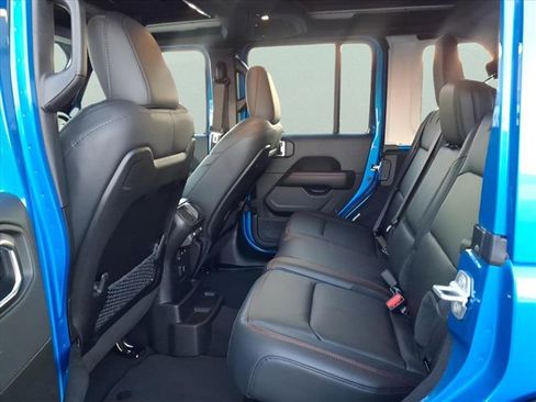 New 2026 Jeep Wrangler Unlimited Rubicon image 10