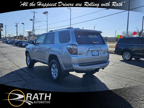 Used 2024 Toyota 4Runner SR5 image 8