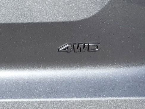 New 2026 Nissan Pathfinder SV image 10