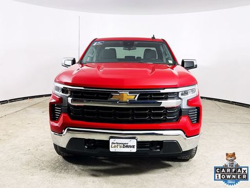 Used 2024 Chevrolet Silverado 1500 LT AWD/4WD image 7