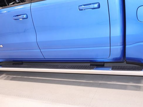 Used 2021 RAM 1500 Big Horn AWD/4WD image 39
