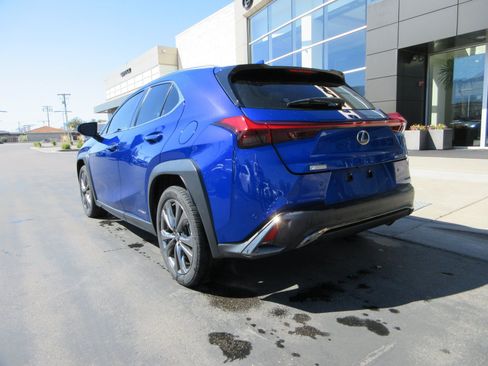 Used 2021 Lexus UX 250h F Sport w/ F Sport Premium Package AWD/4WD image 7