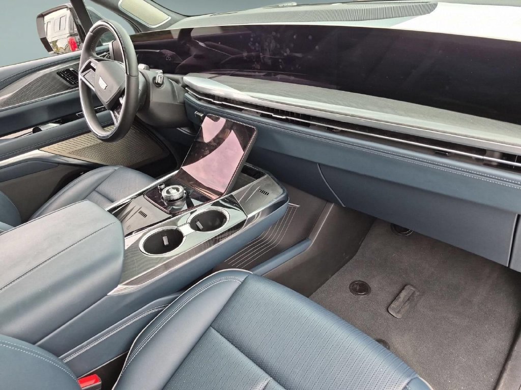 New 2025 Cadillac Escalade IQ Sport 2 AWD/4WD image 29
