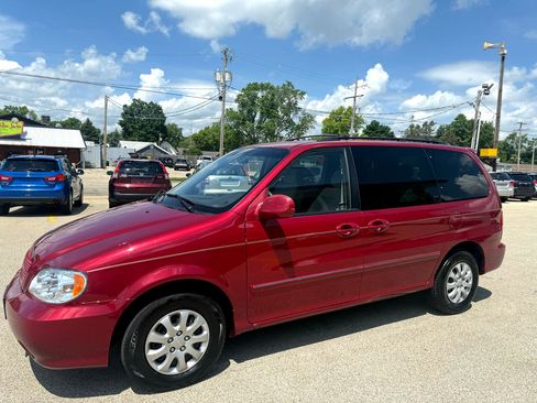 Used 2005 Kia Sedona LX image 4