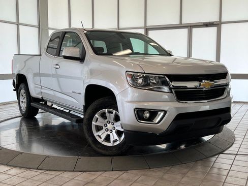 Used 2016 Chevrolet Colorado LT w/ LT Convenience Package RWD image 1