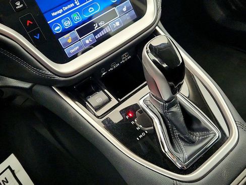 Used 2024 Subaru Outback Premium image 16