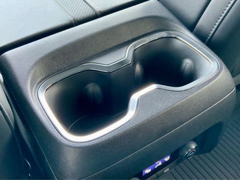 New 2026 Chevrolet Traverse High Country w/ LPO, Floor Liner Package image 38