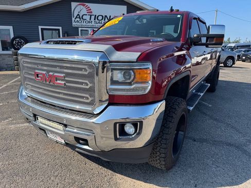 Used 2019 GMC Sierra 2500 SLT AWD/4WD image 9