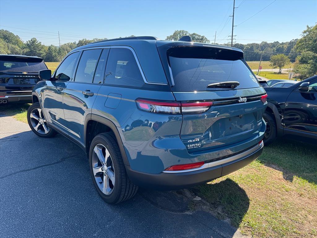 Used 2026 Jeep Grand Cherokee Limited w/ Luxury Tech Group II AWD/4WD image 7