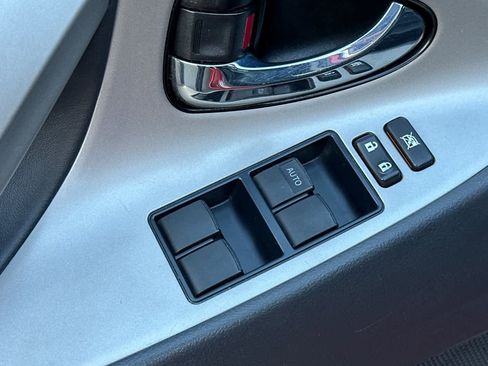 Used 2007 Toyota Camry SE image 13