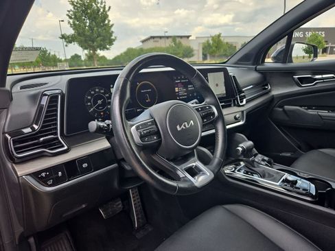 Certified 2023 Kia Sportage X-Pro Prestige AWD/4WD image 2
