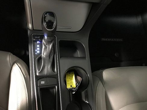 Used 2015 Hyundai Sonata Sport w/ Option Group 03 FWD image 28