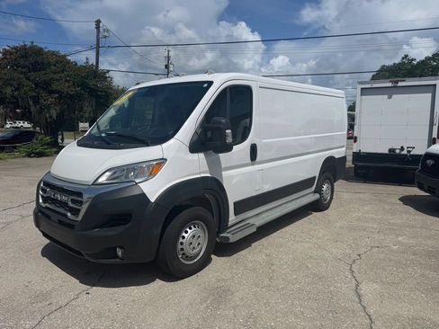 Used 2025 RAM ProMaster 2500 w/ U-Haul Equipment Group FWD image 6