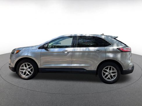 Used 2024 Ford Edge SEL AWD/4WD image 4