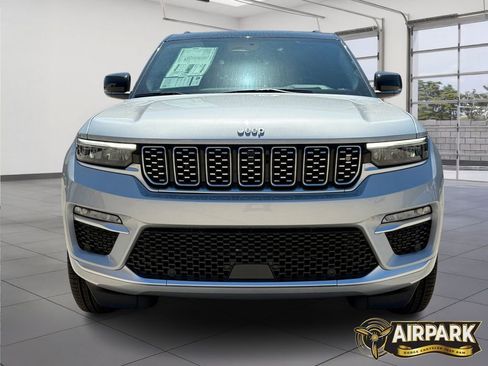 New 2025 Jeep Grand Cherokee Summit w/ Adv Protech Group IV image 5