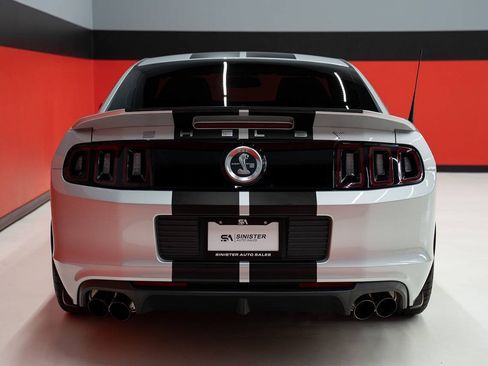 Used 2013 Ford Mustang Shelby GT500 RWD image 46