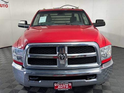 Used 2018 RAM 3500 Tradesman w/ Chrome Appearance Group RWD image 10