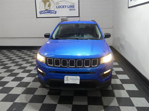 Used 2019 Jeep Compass Sport w/ Cold Weather Group image 3