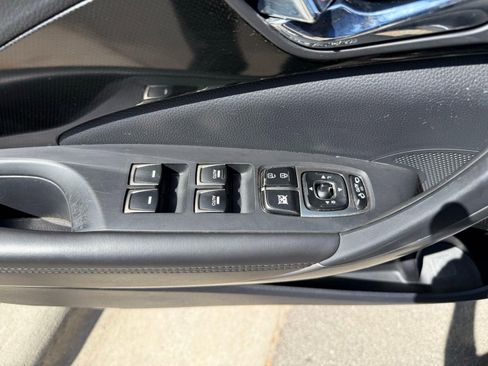 Used 2014 Hyundai Azera Limited w/ Option Group 02 FWD image 19