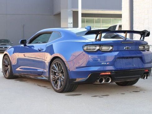 Used 2021 Chevrolet Camaro ZL1 image 3