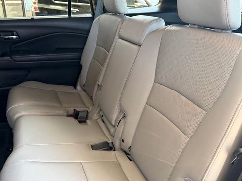 Used 2021 Honda Passport EX-L image 23