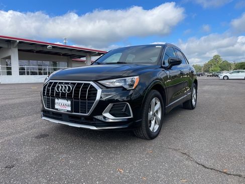 Used 2021 Audi Q3 2.0T Premium image 3