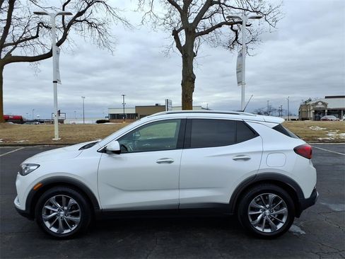 Certified 2023 Buick Encore GX Essence w/ Experience Buick Package image 4