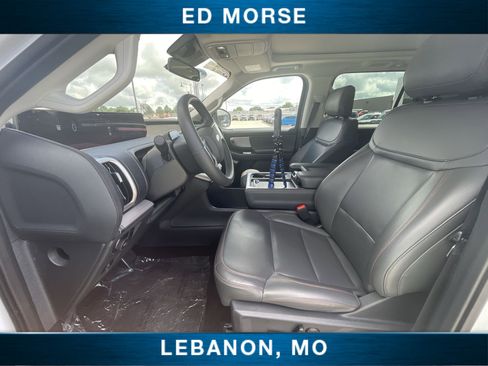 Certified 2025 Ford Expedition Active AWD/4WD image 20