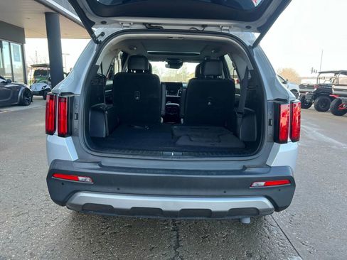 Used 2022 Kia Sorento SX Prestige image 8