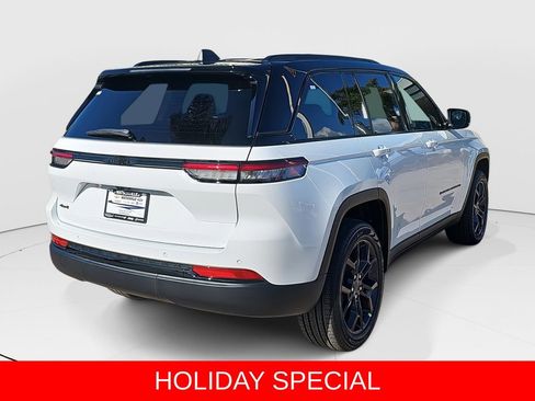 New 2025 Jeep Grand Cherokee Limited w/ Trailer Tow Package image 3