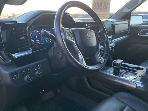 Certified 2022 Chevrolet Silverado 1500 LTZ w/ LTZ Convenience Package II image 11