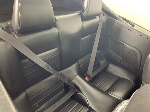 Used 2014 Ford Mustang Premium image 18