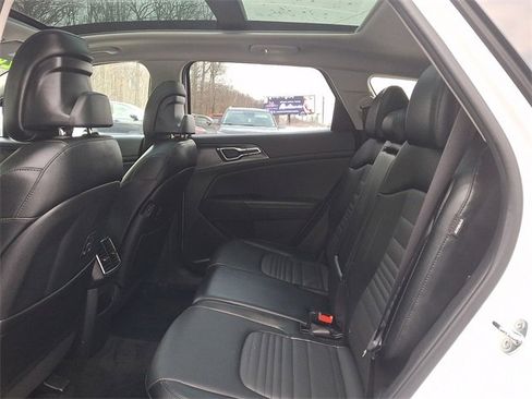 Certified 2024 Kia Sportage SX image 10