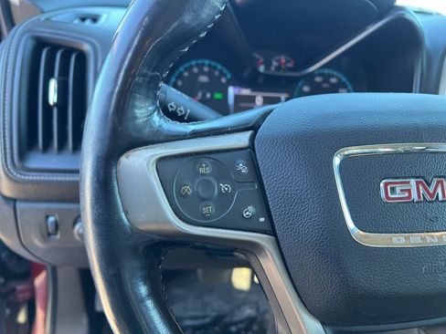 Used 2017 GMC Canyon Denali image 12