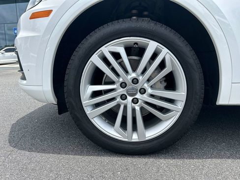 Used 2018 Audi Q5 Prestige w/ Prestige Package AWD/4WD image 13