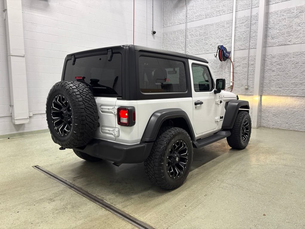Used 2022 Jeep Wrangler Sport AWD/4WD image 4