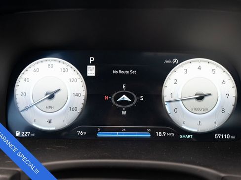 Certified 2023 Hyundai Palisade Limited w/ Cargo Package image 27