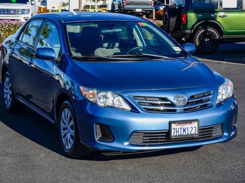Used 2013 Toyota Corolla LE image 3
