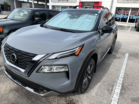 Certified 2021 Nissan Rogue Platinum AWD/4WD image 3