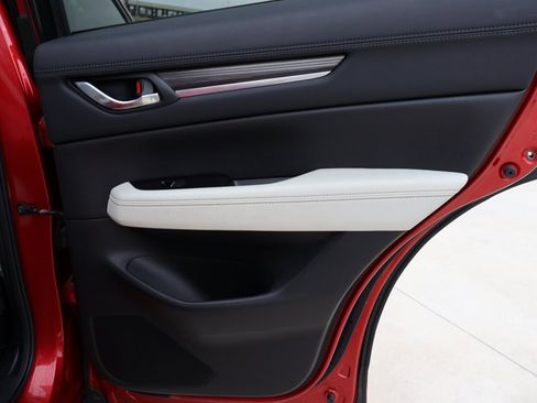 Used 2017 MAZDA CX-5 Grand Touring w/ Premium Package image 11