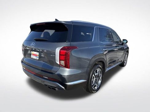 Used 2025 Hyundai Palisade Limited AWD/4WD image 5