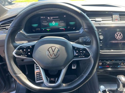 Used 2022 Volkswagen Tiguan SE R-Line AWD/4WD image 32